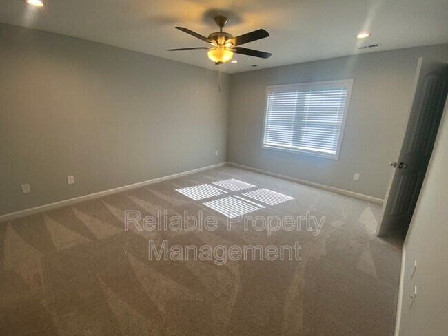 Building Photo - 23 Bluejack Ct