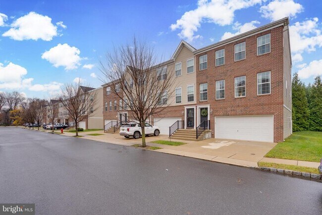 Primary Photo - 49 Creekside Wy