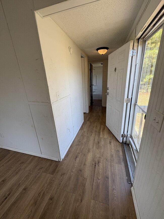 Building Photo - 1041 Meekins Rd