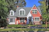 Building Photo - 2030 E 50th St