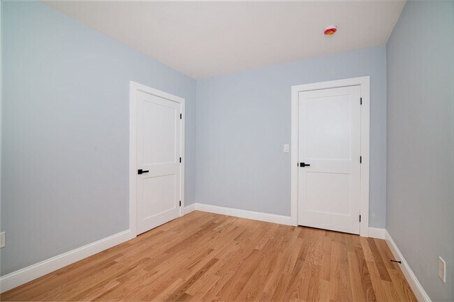 Building Photo - 43 Tainter St