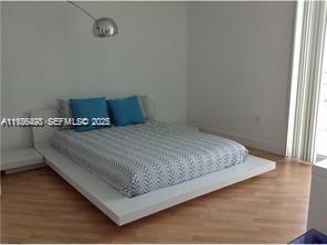 Building Photo - 350 NE 24th St