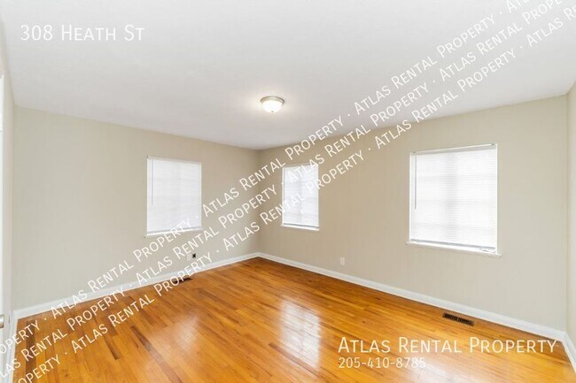 Building Photo - 308 Heath St