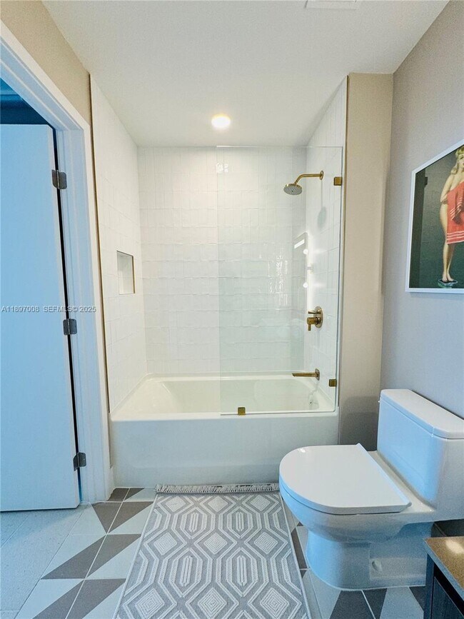 Building Photo - 159 NE 6th St