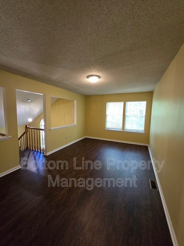 Building Photo - 6108 Gray Gate Ln