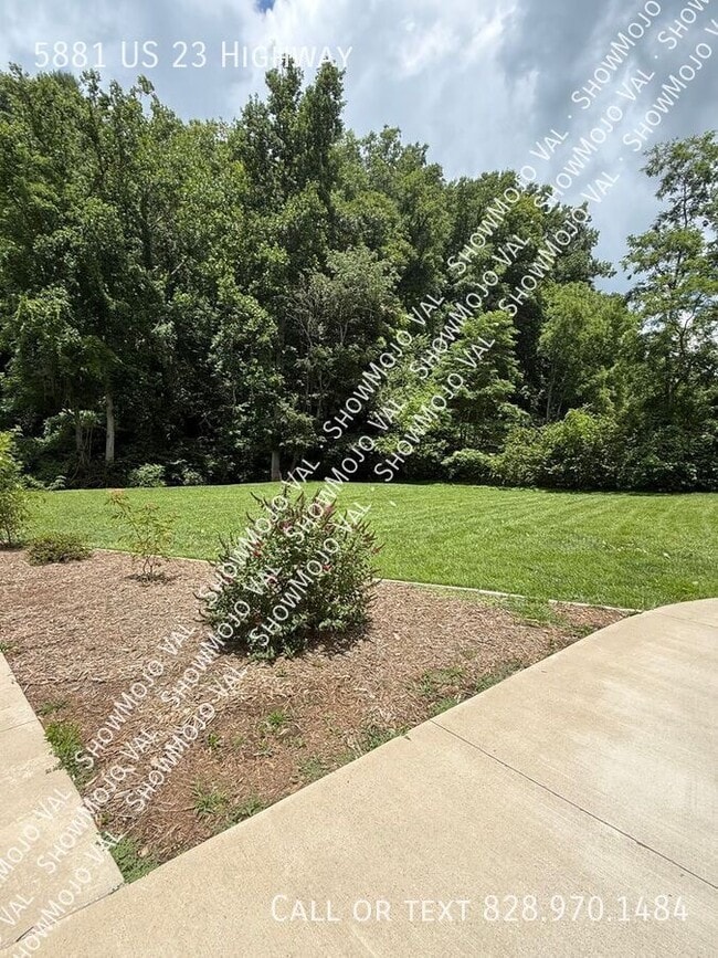 Building Photo - 5881 US-23 ALT