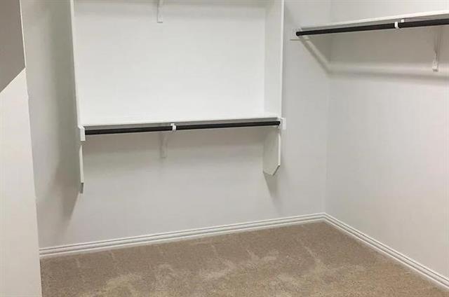 Building Photo - 2416 Leeward Pl