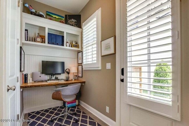 Building Photo - 6121 Mistflower Cir
