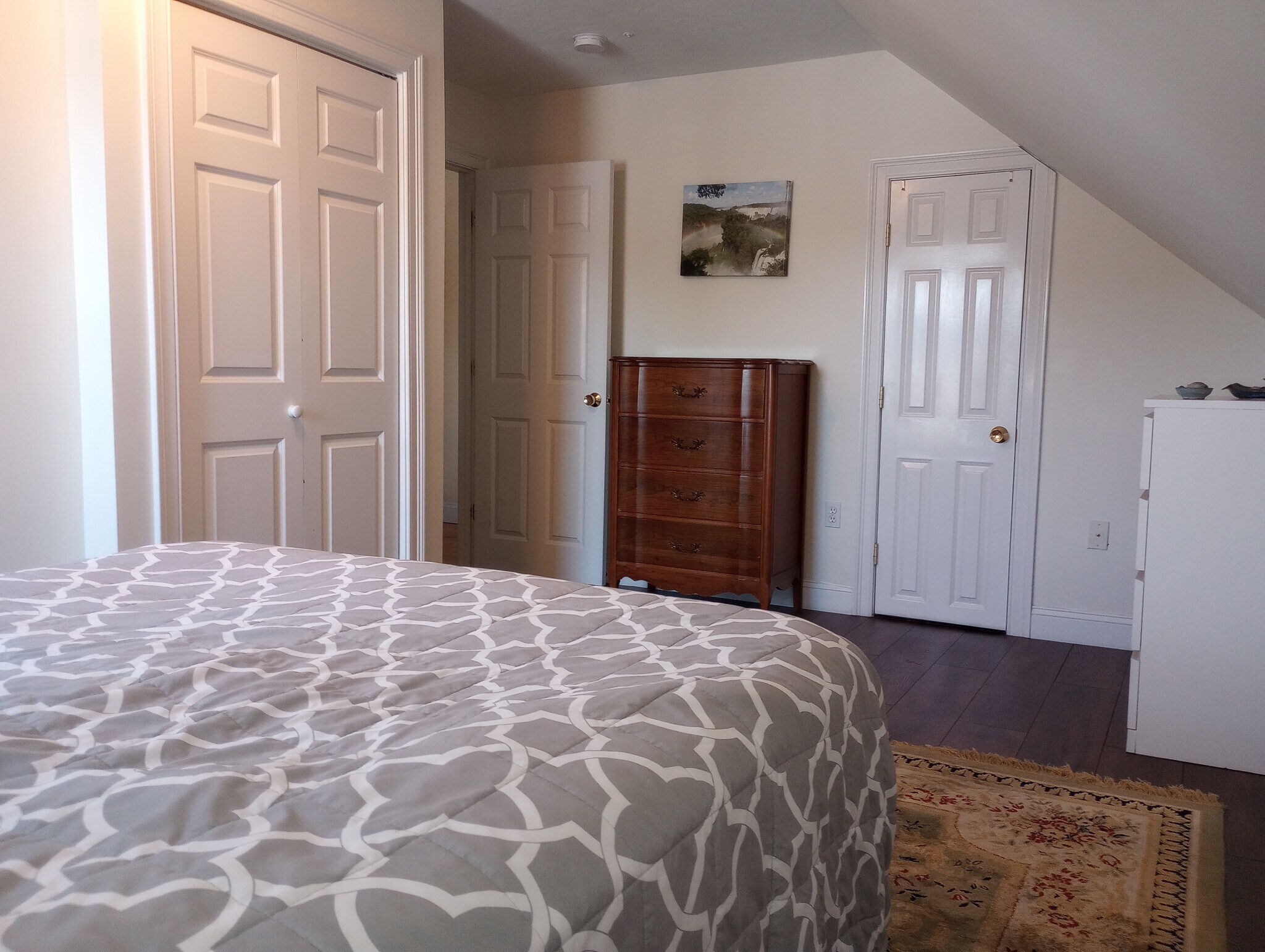 Bedroom 1 (upstairs) - 28 Robbins St