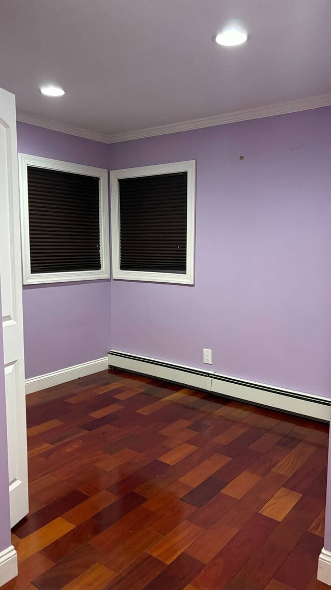 Building Photo - 89 Cedar St