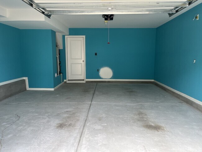Building Photo - 2527 Laurel Valley Way