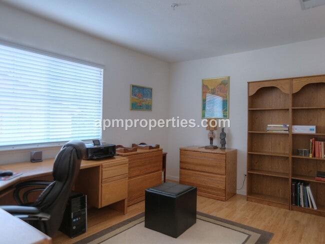 Building Photo - 3 br, 3 bath House - 1320 Sutter Creek Lane