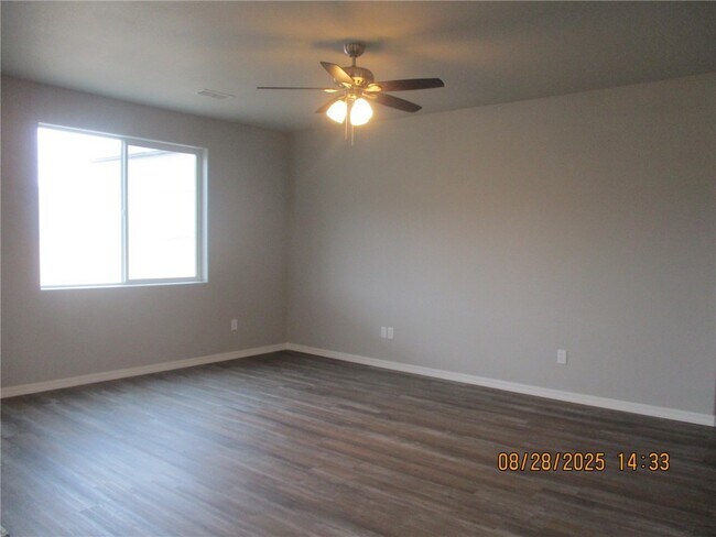 Building Photo - 6194 S Pawnee Ct