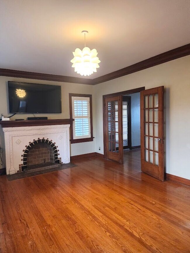 Building Photo - 3 Bed 2.5 Bath Plus ADU in Gatewood Add NW OKC