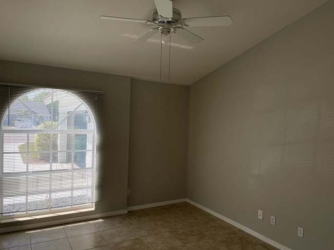 Building Photo - 813 Belville Blvd
