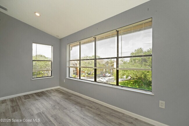 Building Photo - 225 S Tropical Trail