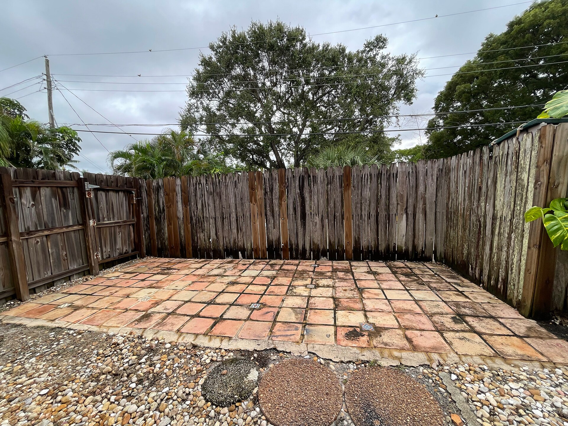 Private patio area - 210 NW 4th Ave