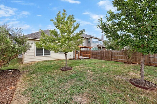 Building Photo - 468 Sheepshank Dr