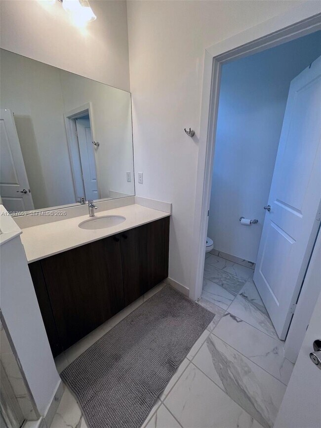 Building Photo - 5525 Agostino Way
