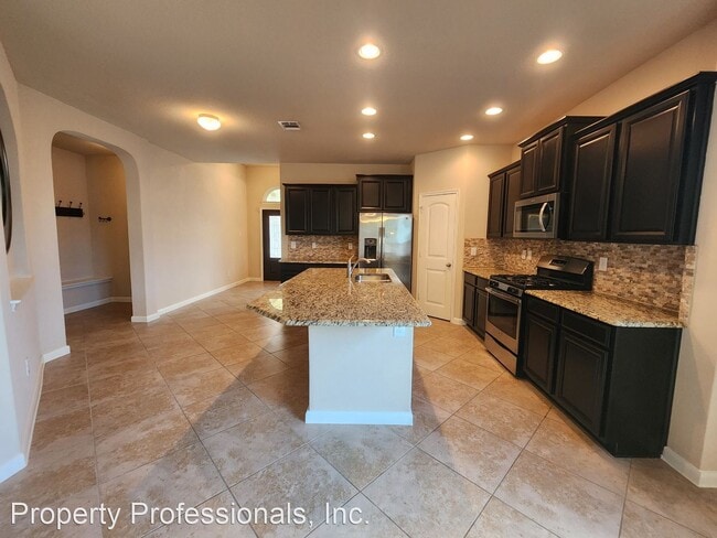 Building Photo - 3 br, 2 bath House - 3013 Sandstone Way