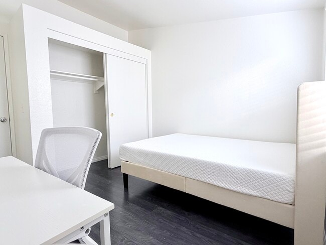 Building Photo - 12943 Homestead Pl