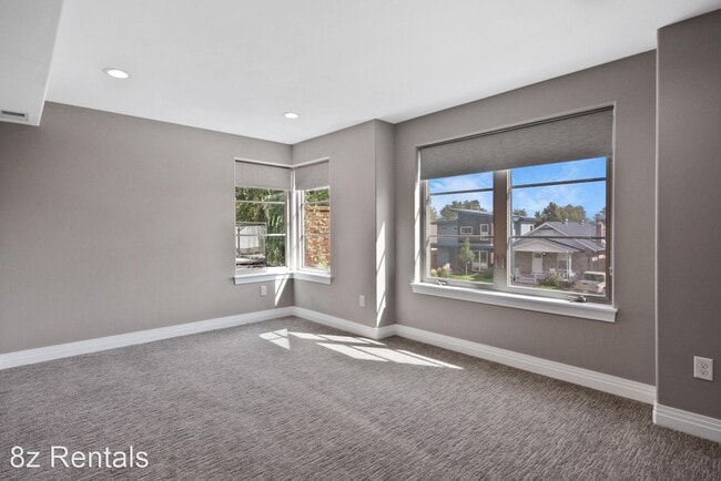 Building Photo - 3 br, 3.5 bath House - 2127 Lowell Blvd