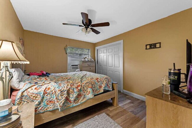 Building Photo - 170 Kingston Ave