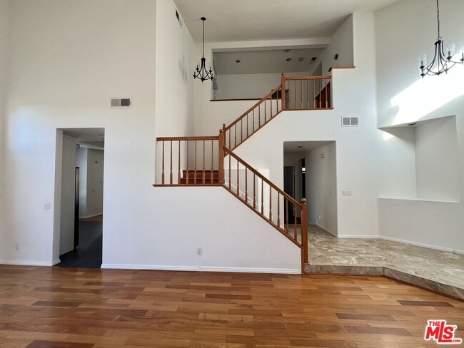 Building Photo - 18449 Buttonwood Ln