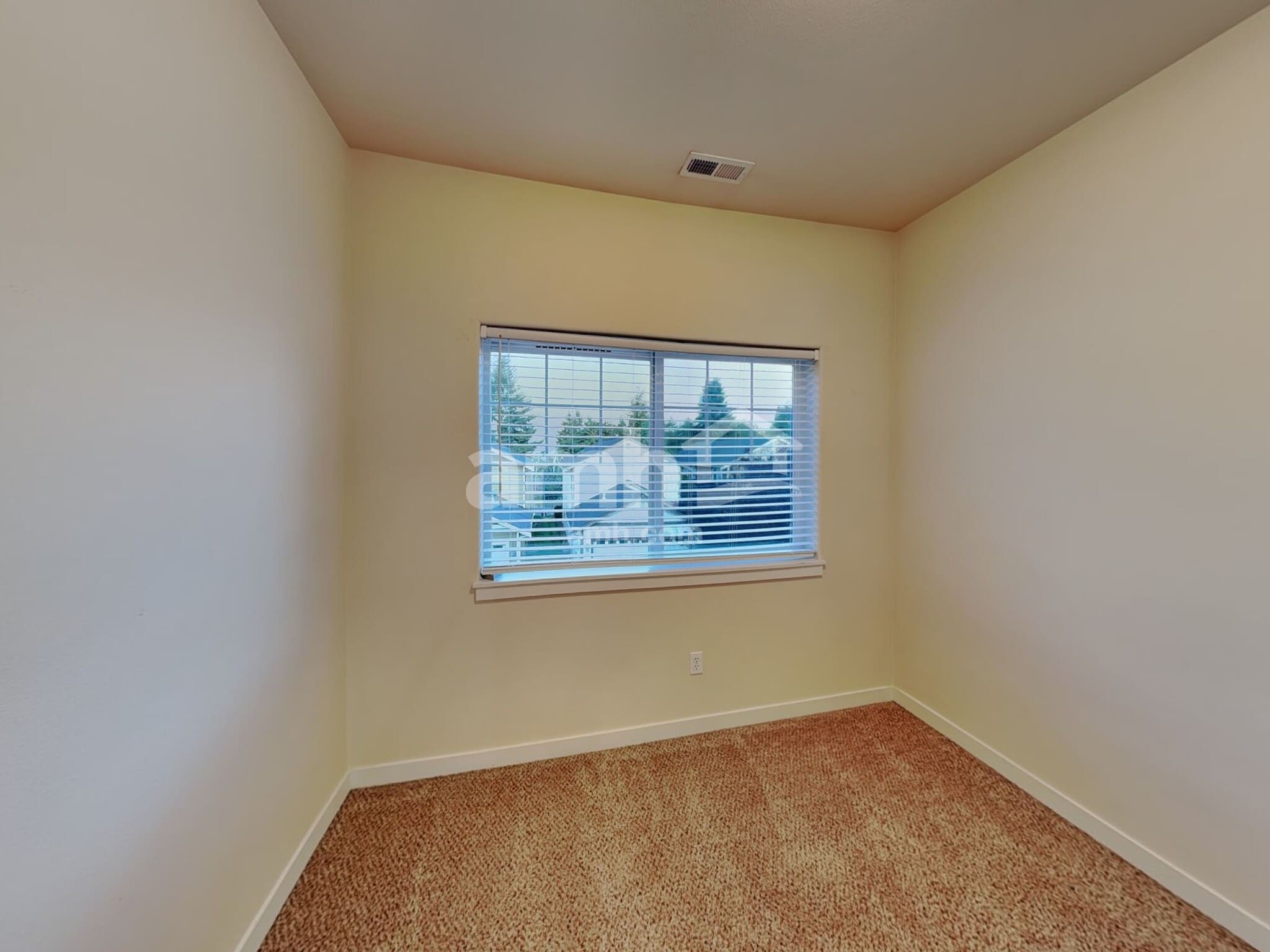 Building Photo - 7341 Rainier Dr