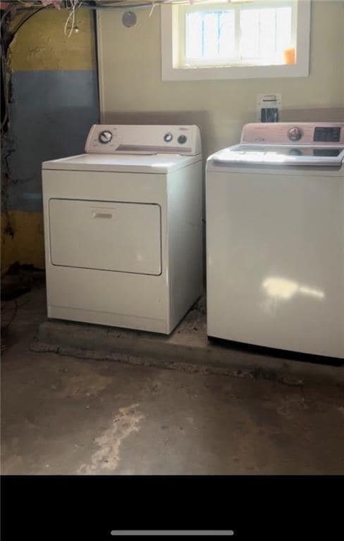 Building Photo - 24 Chaplin St