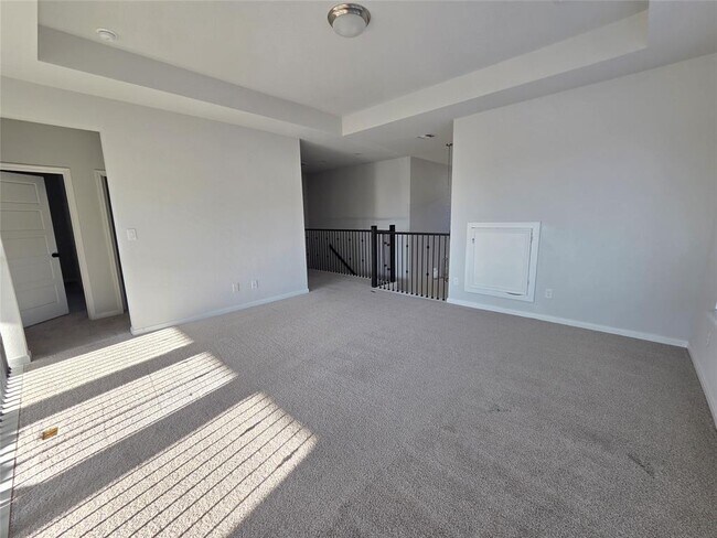 Building Photo - 221 Bauer Lp