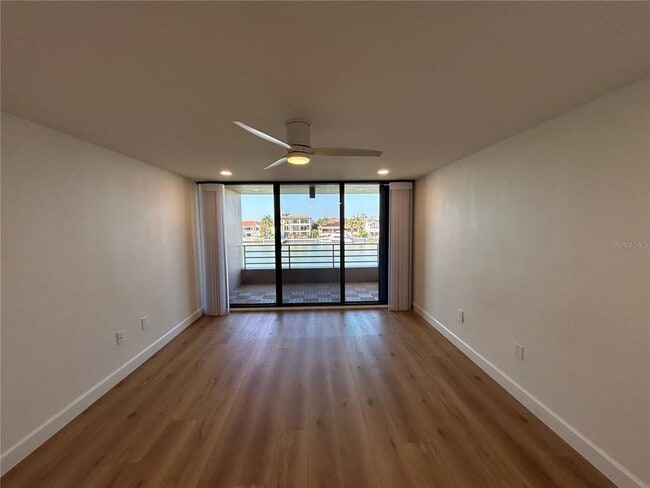 Building Photo - 6260 Kipps Colony Ct S