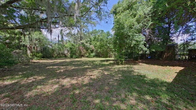 Building Photo - 1750 Lawson Rd