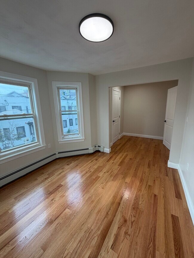 Building Photo - 30 Hano St