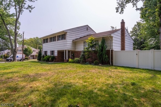Building Photo - 511 Gallows Hill Rd