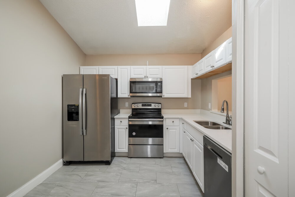 Building Photo - 2658 Malibu Cir