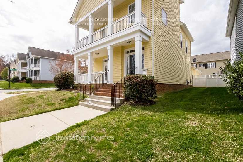 Building Photo - 174 Gresham Ln