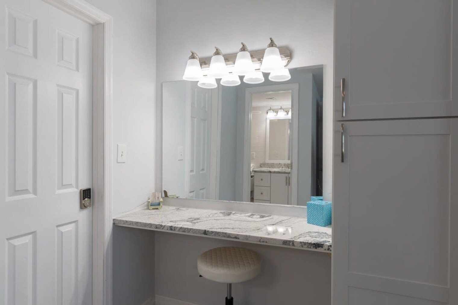 Building Photo - 205 Jimmy Buffett Mem Hwy