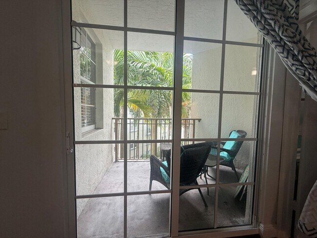 Building Photo - Modern Flagler Village Living at Sole Fort Lauderdale - SEASONAL RENTAL