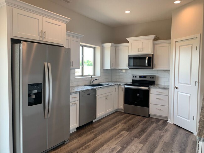 Building Photo - Brand New Spacious 2-Story with 3 bedrooms/2.5 bathrooms in Waverly