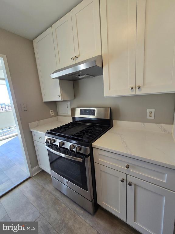 Building Photo - 301 N Beauregard St