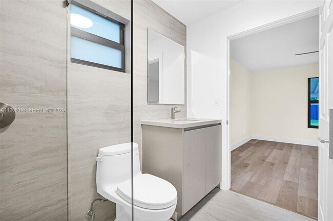 Building Photo - 136 NW 53rd St