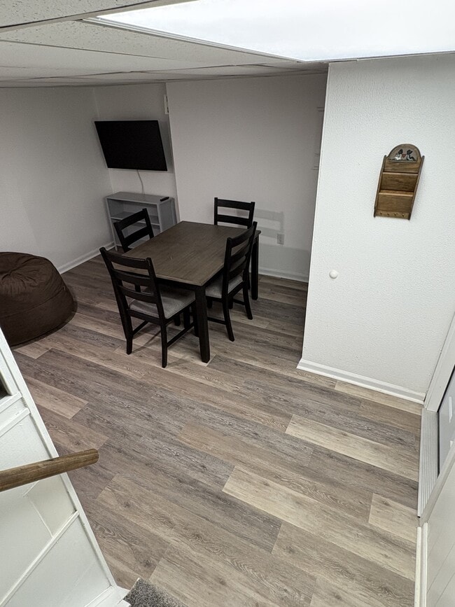 Building Photo - 22 Savannah St