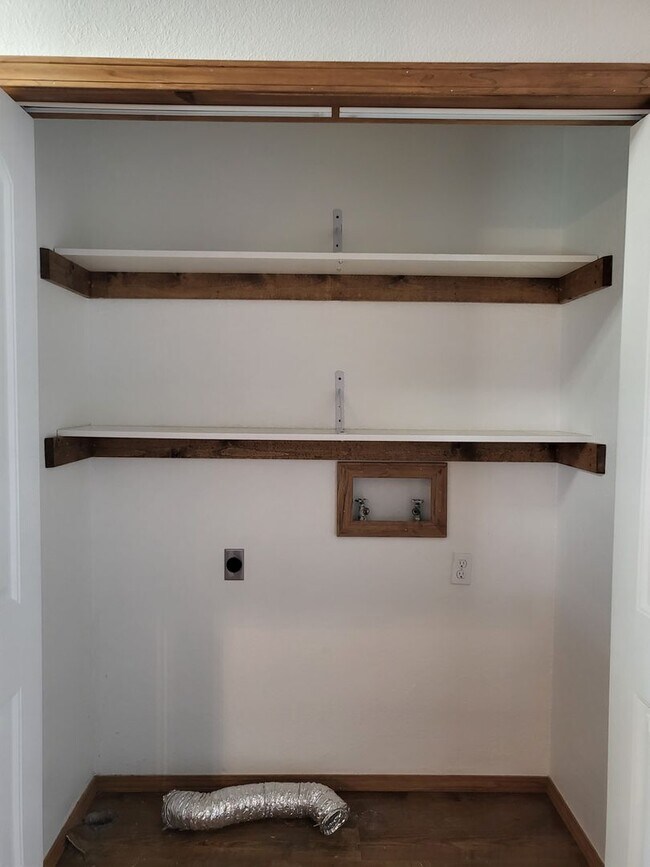 Building Photo - Chris Lane Duplex