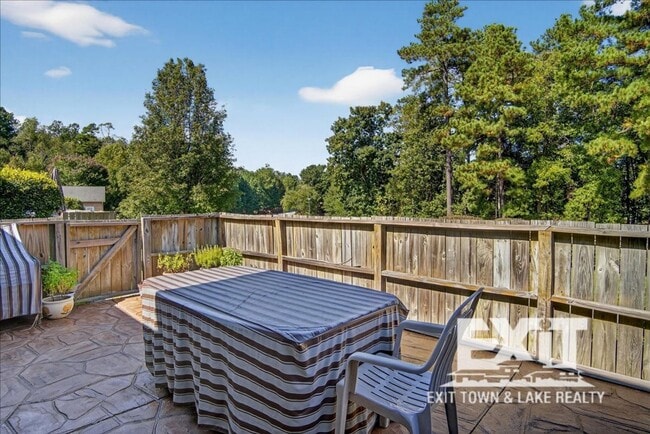 Building Photo - Beautiful Home in Beaver Creek