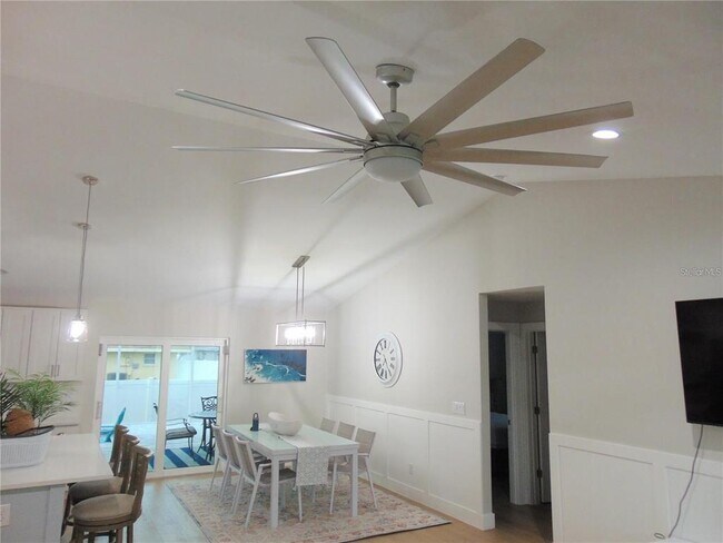 Building Photo - 451 Tanager Rd