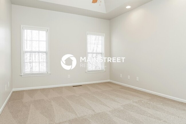 Building Photo - 4 Bedroom Pet-Friendly Home in WINSTON SAL...
