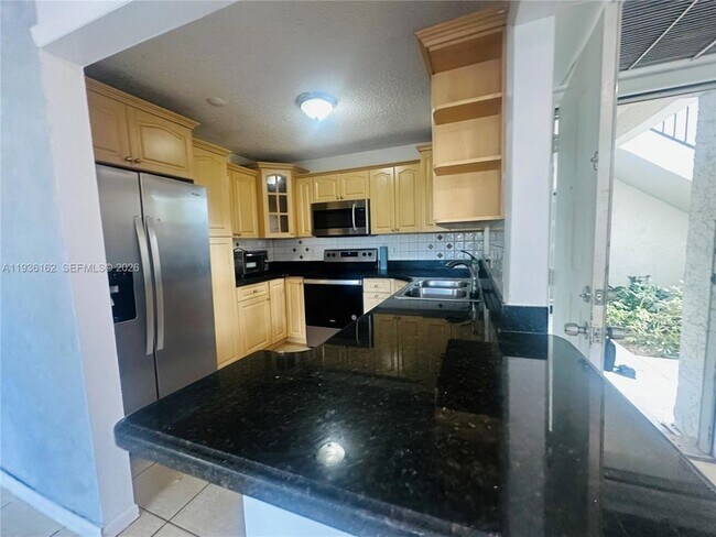 Building Photo - 3815 NW 35th St