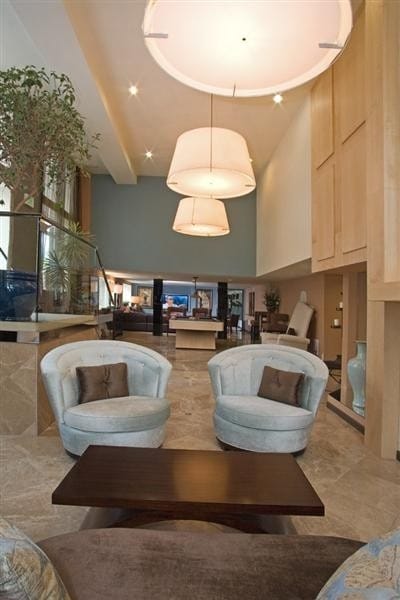 Building Photo - Sapphire Condominiums - 1 bedroom