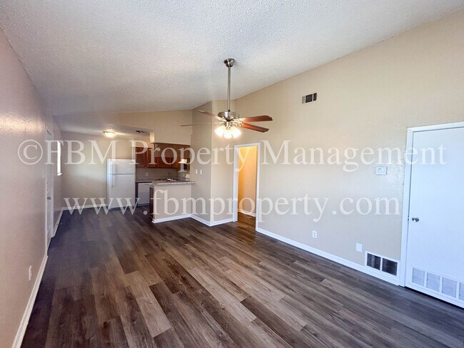 Building Photo - 608A Walter Stephenson - Charming 2 Bedroom, 1 Bathroom Apartment Home in Midlothian, TX!
